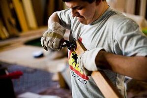 Gute Ausbildung im Betrieb muss durch gute berufliche Bildung flankiert werden! (Quelle: photocase.com, Macavity)