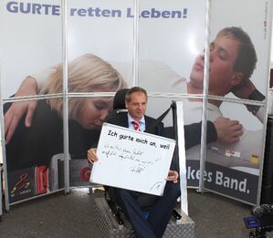 Reinhold Gall bei einer Veranstaltung zur Verkehrssicherheit auf dem Hockenheimring