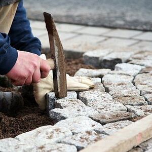 Städtebauförderung schafft Arbeitsplätze (Bildquelle: photocase.com / view7)